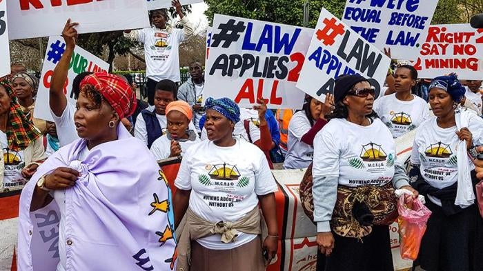 Activists from mining communities protesting at the Pietermaritzburg High Court on August 24, 2018, KwaZulu-Natal © 2018 Rob Symons