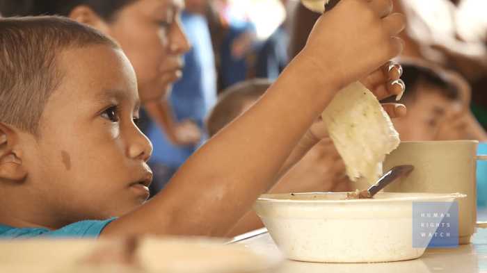 A picture of a child in Mexico